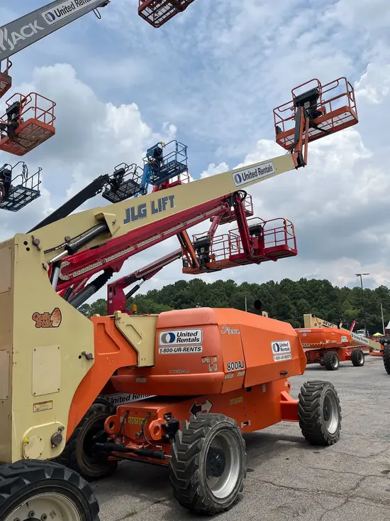 2017 JLG 800AJ Articulating Boom Lift