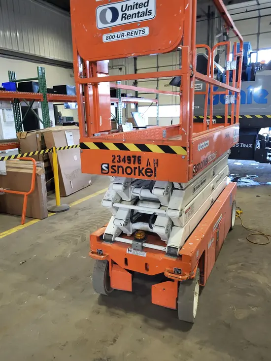 2019 Snorkel S3226E Scissor Lift
