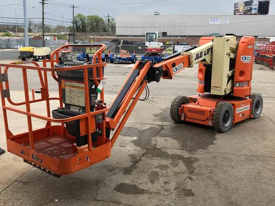 2014 JLG E300AJP Articulating Boom Lift