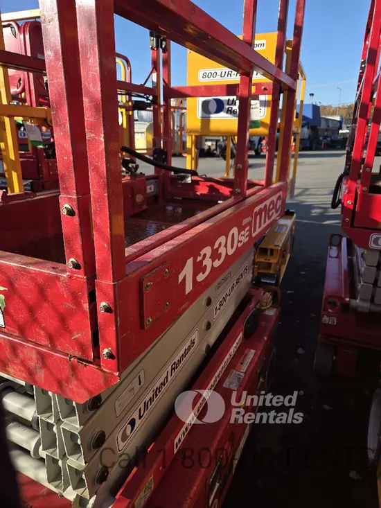2019 MEC 1330SE Scissor Lift