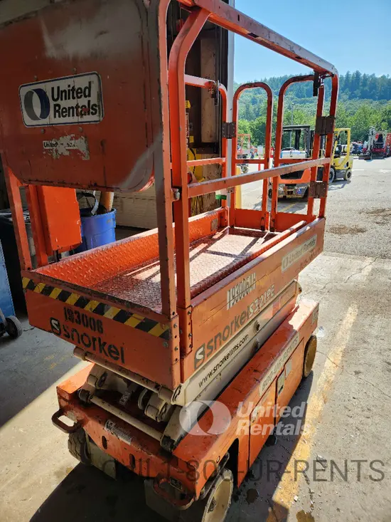2017 Snorkel S3219E Scissor Lift