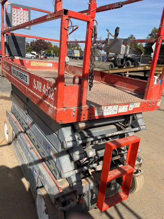 2013 Skyjack SJIII4632 Scissor Lift