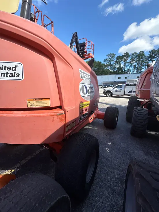 2017 JLG 400S Boom Lift