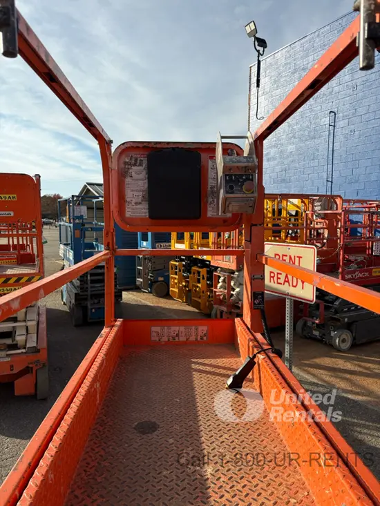 2019 Snorkel S3226E Scissor Lift