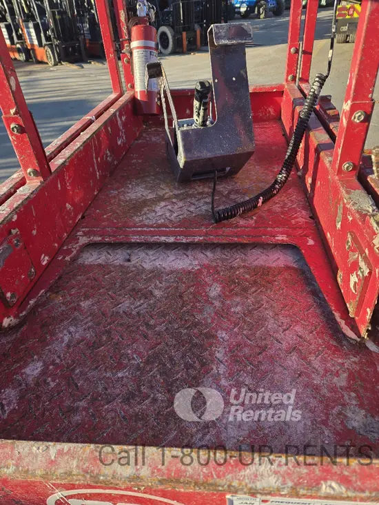 2018 MEC 1330SE Scissor Lift