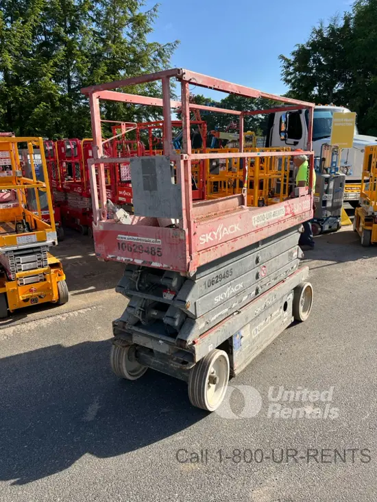 2017 Skyjack SJIII3226 Scissor Lift