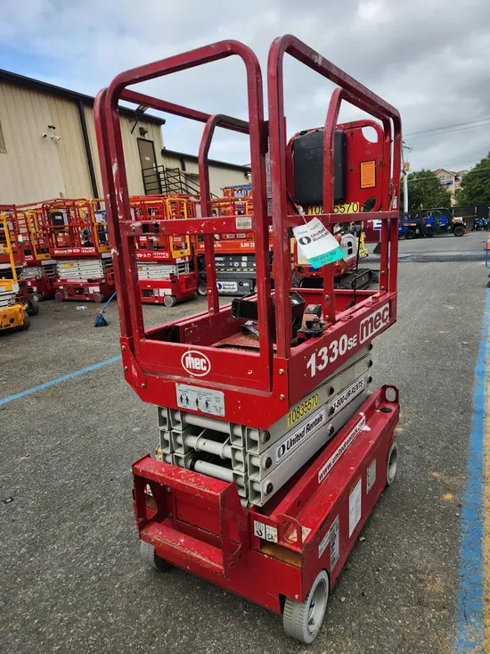 2018 MEC 1330SE Scissor Lift
