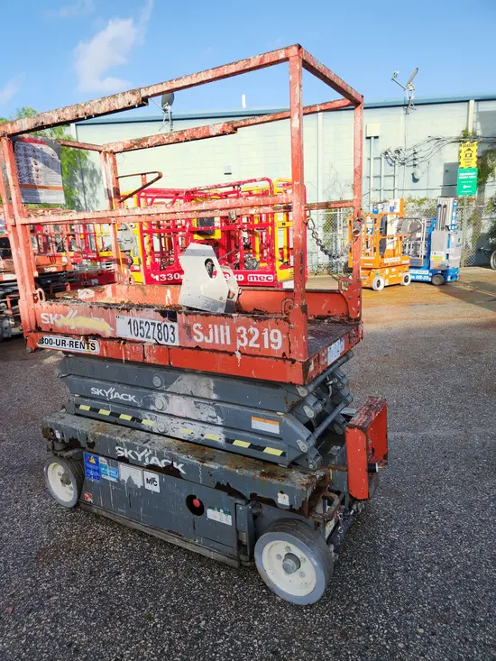 2016 Skyjack SJIII3219 Scissor Lift