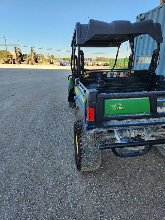2022 John Deere XUV855M Utility Vehicle