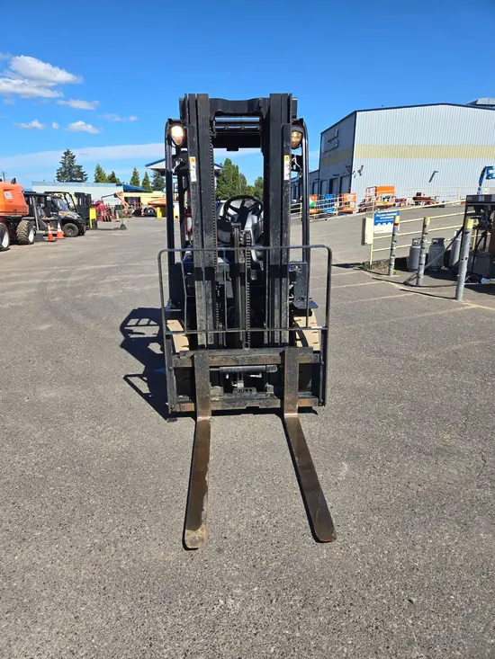 2020 Doosan G25N-7DF Warehouse Forklift