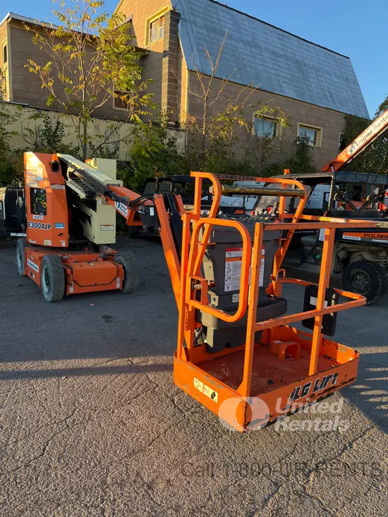 2018 JLG E300AJP Articulating Boom Lift