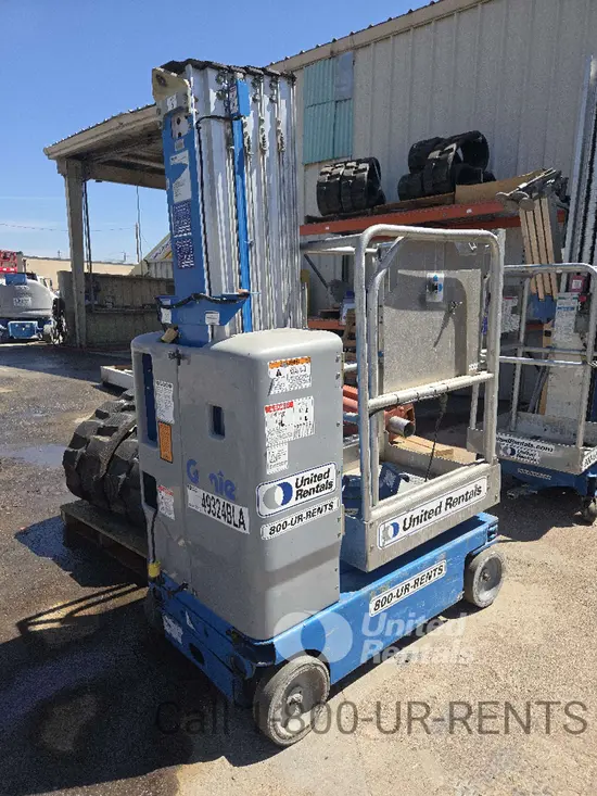2017 Genie GR-20 Self-Propelled One-Person Lift