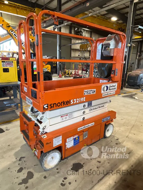 2018 Snorkel S3219E Scissor Lift