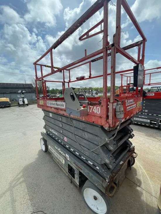 2017 Skyjack SJIII4740 Scissor Lift