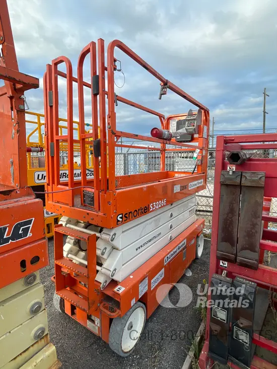 2019 Snorkel S3226E Scissor Lift