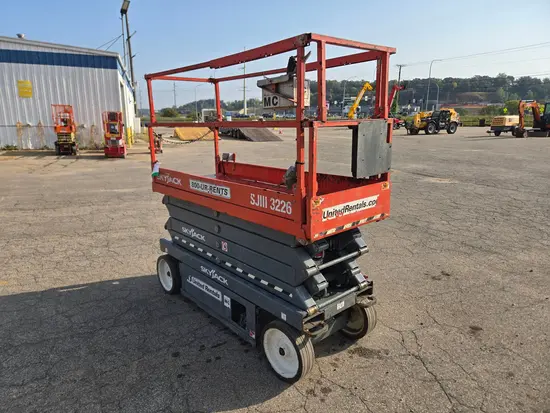 2019 Skyjack SJIII3226 Scissor Lift