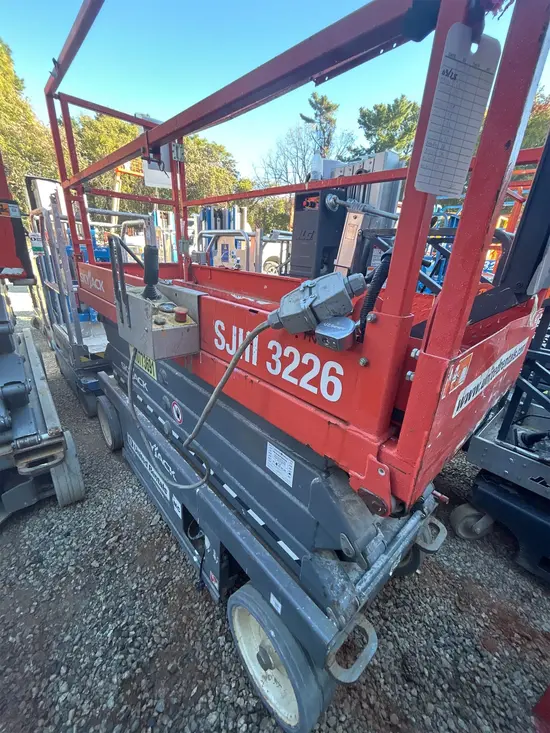 2018 Skyjack SJIII3226 Scissor Lift