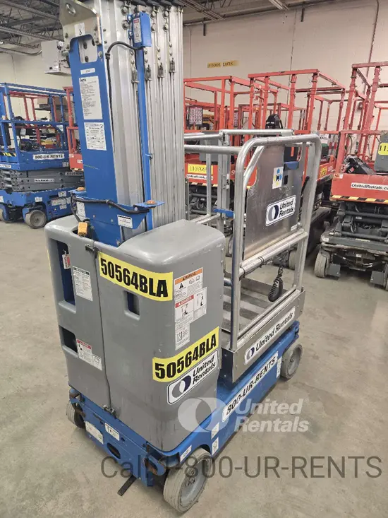 2017 Genie GR-20 Self-Propelled One-Person Lift