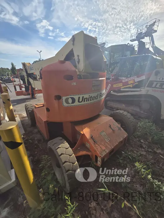 2016 JLG E450AJ Articulating Boom Lift