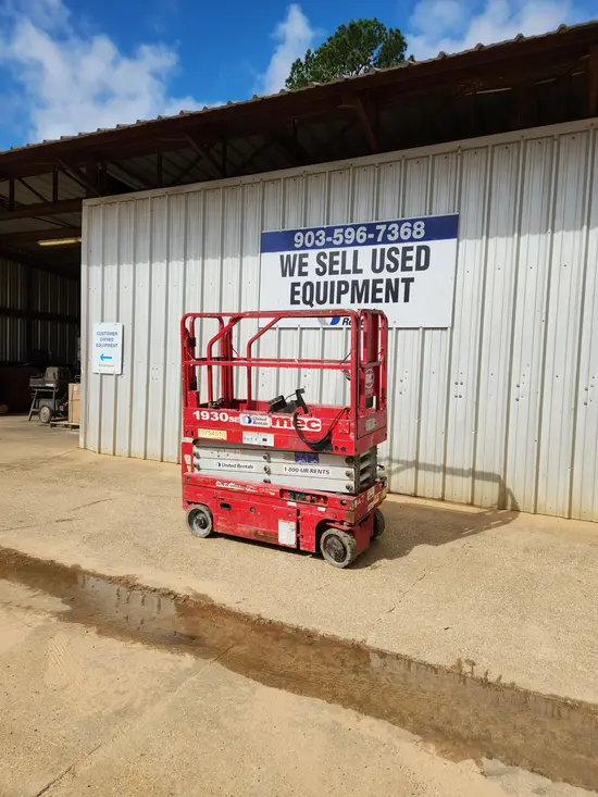 2018 MEC 1930SE Scissor Lift