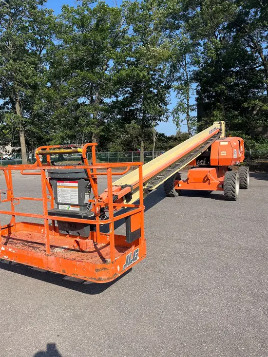 2018 JLG 800S Boom Lift