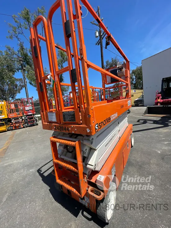2019 Snorkel S3226E Scissor Lift