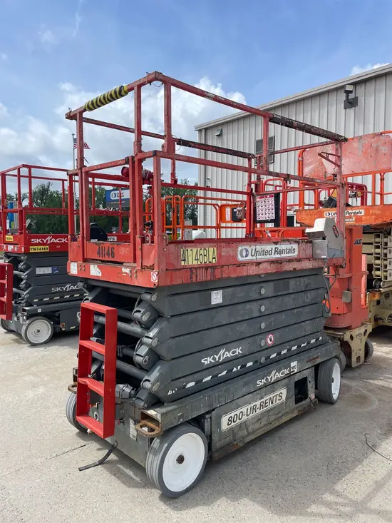 2017 Skyjack SJIII4740 Scissor Lift