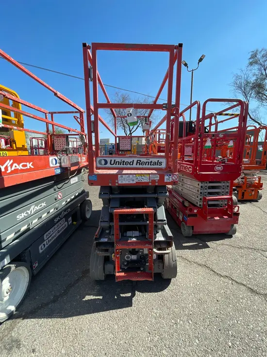 2017 Skyjack SJIII3226 Scissor Lift