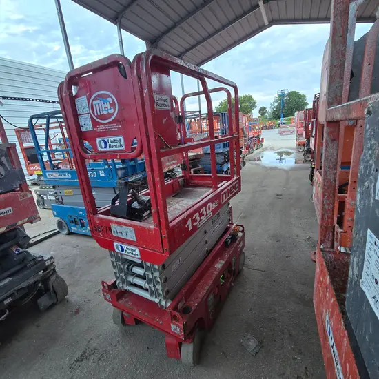 2018 MEC 1330SE Scissor Lift