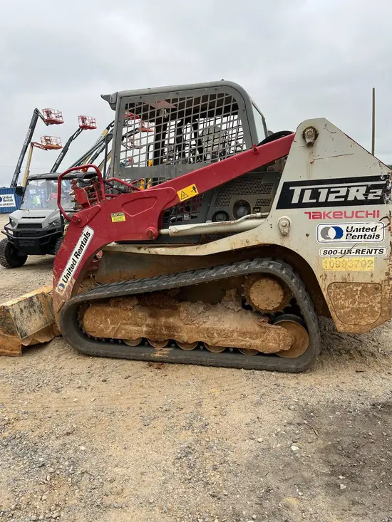 2019 Takeuchi TL12R2-CR Track Loader
