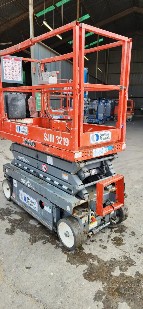 2018 Skyjack SJIII3219 Scissor Lift
