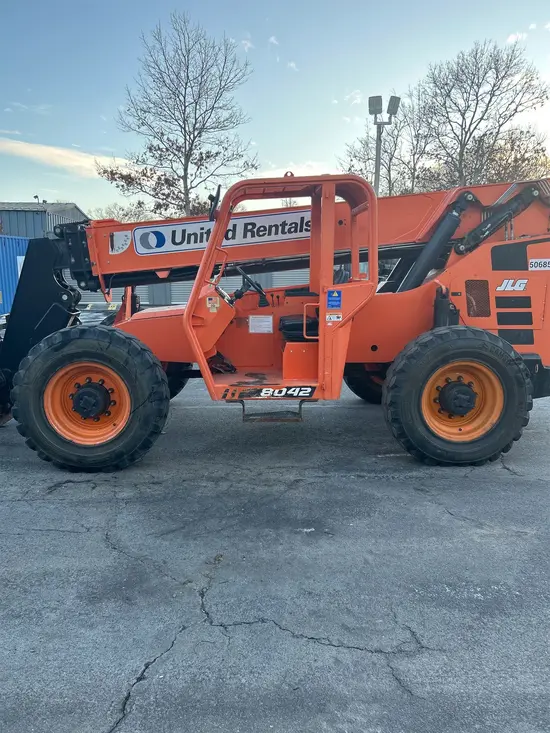 2017 SKYTRAK 8042 Forklift
