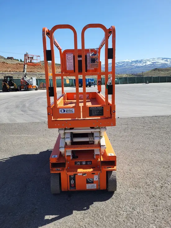 2018 Snorkel S3219E Scissor Lift