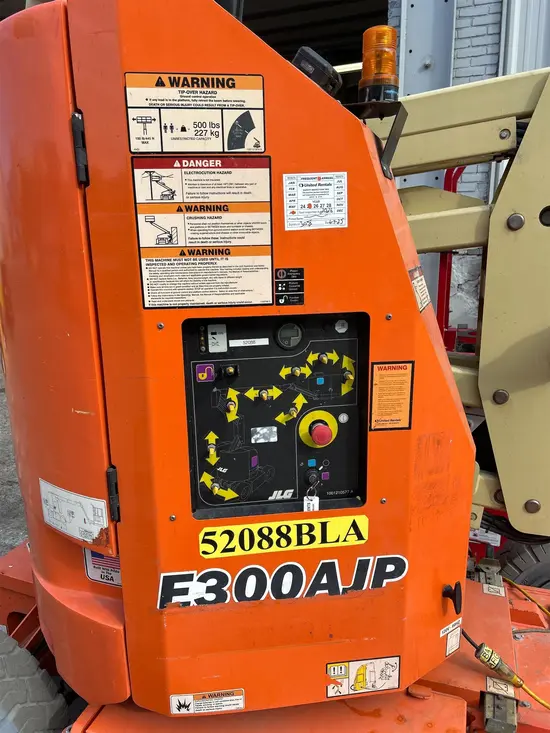 2017 JLG E300AJP Articulating Boom Lift