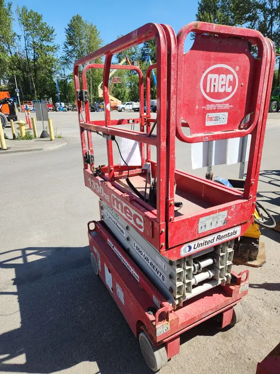 2019 MEC 1330SE Scissor Lift