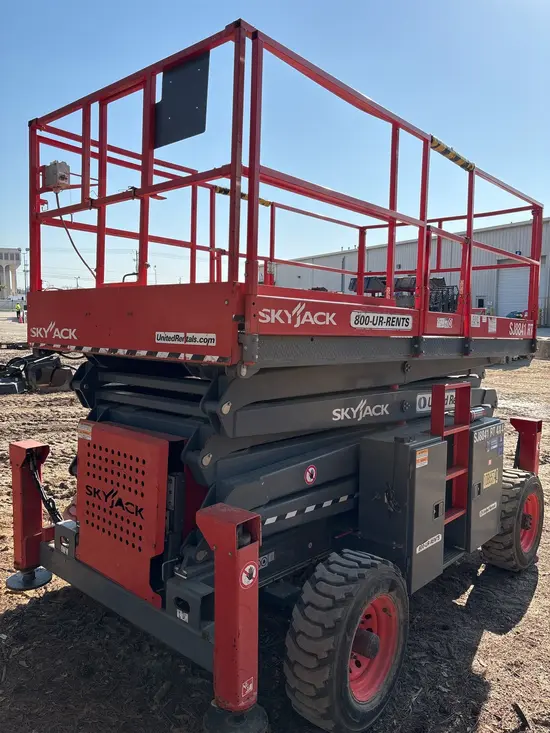 2018 Skyjack SJ8841RT Rough Terrain Scissor Lift