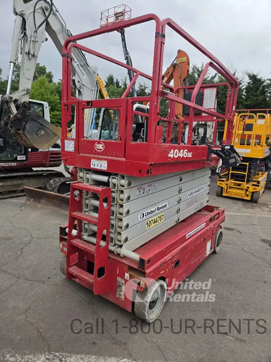 2018 MEC 4046SE Scissor Lift