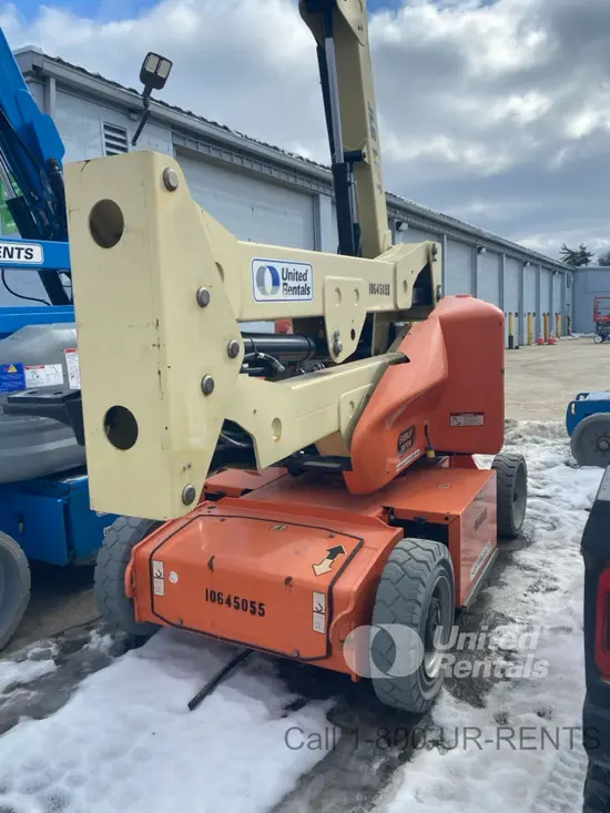 2017 JLG E400AJPN Articulating Boom Lift