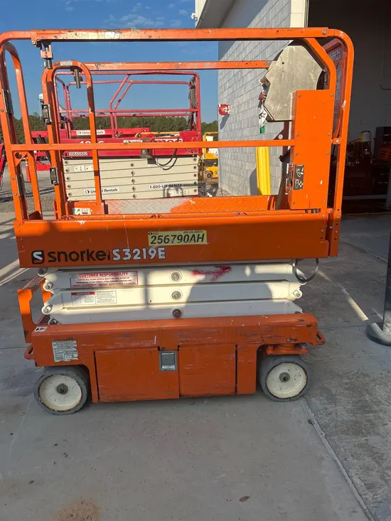 2020 Snorkel S3219E Scissor Lift