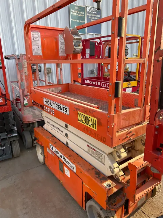 2019 Snorkel S3219E Scissor Lift