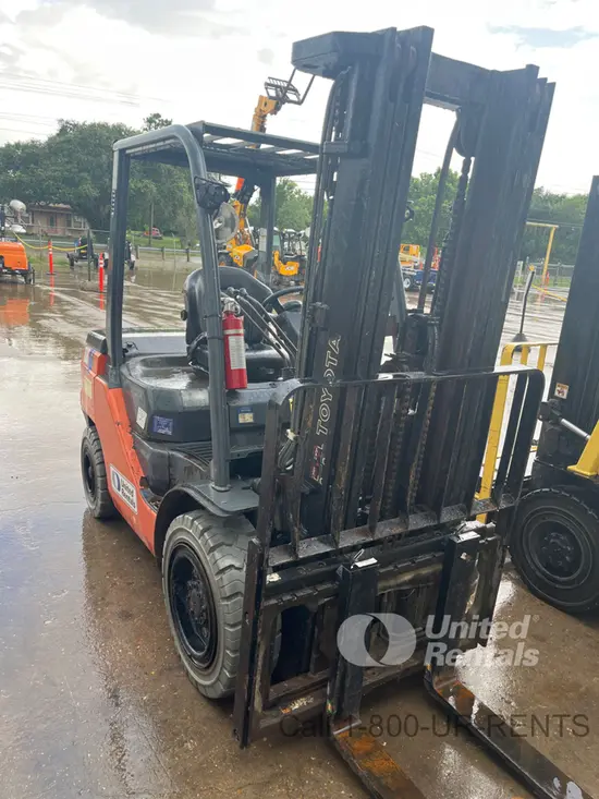 2021 Toyota 8FDU30 Warehouse Forklift