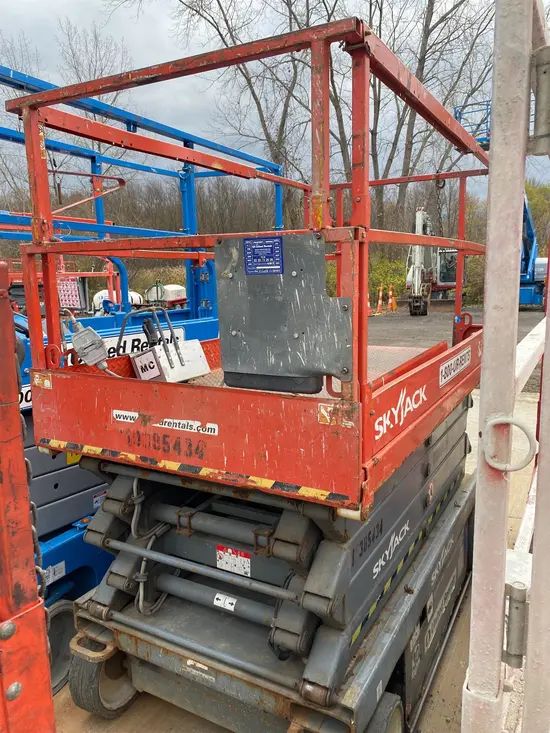 2015 Skyjack SJIII4632 Scissor Lift