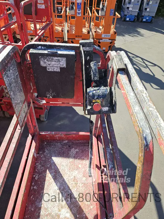2019 MEC 1330SE Scissor Lift