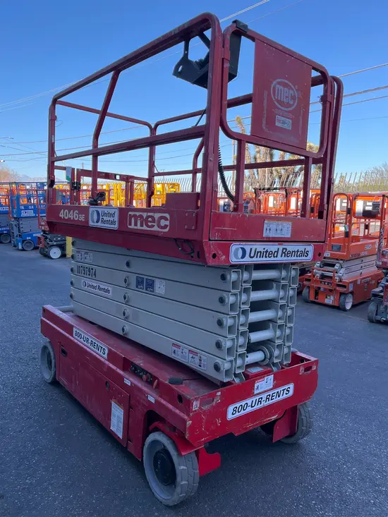 2018 MEC 4046SE Scissor Lift