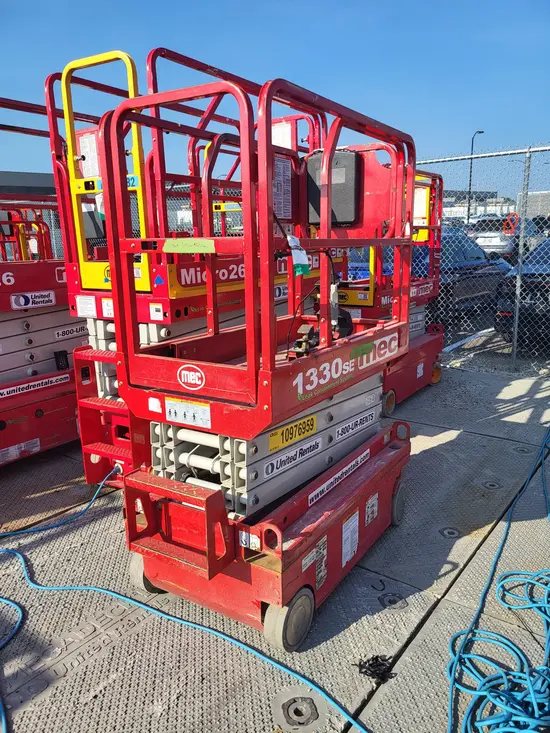 2019 MEC 1330SE Scissor Lift