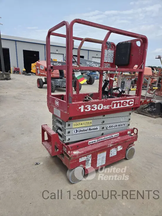 2018 MEC 1330SE Scissor Lift