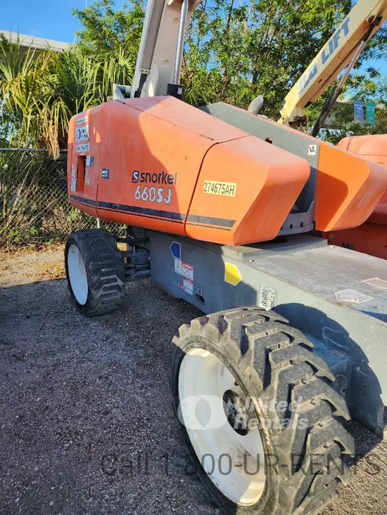2021 Snorkel 660SJ Boom Lift