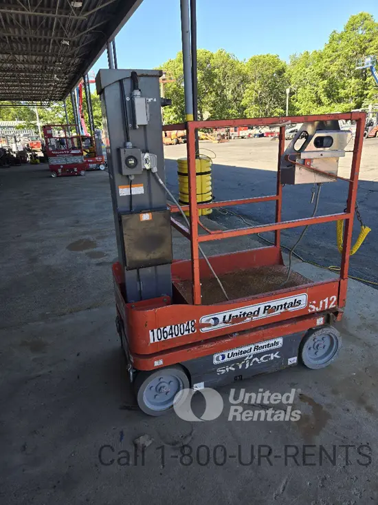 2017 Skyjack SJ12 Self-Propelled One-Person Lift