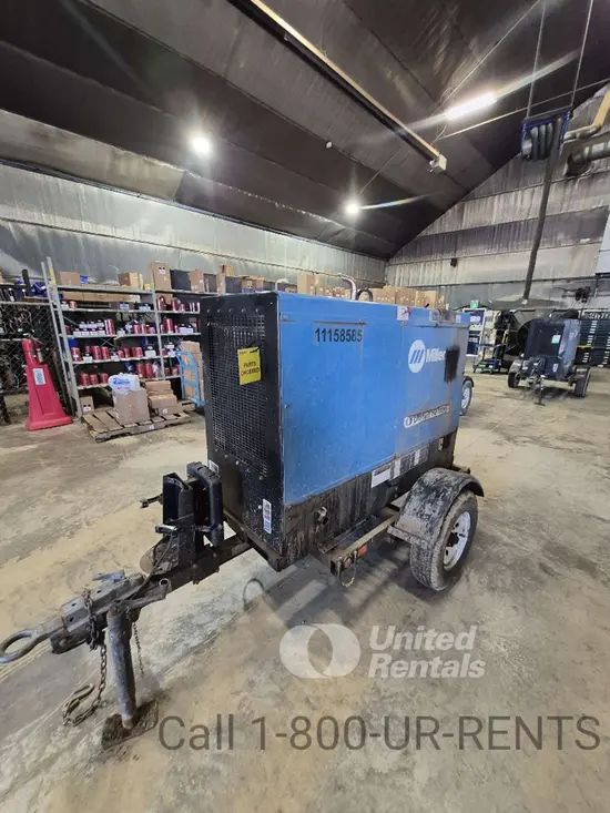 2021 Miller Welders Big Blue 500 Welder