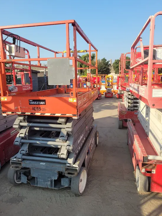 2017 Skyjack SJIII4740 Scissor Lift